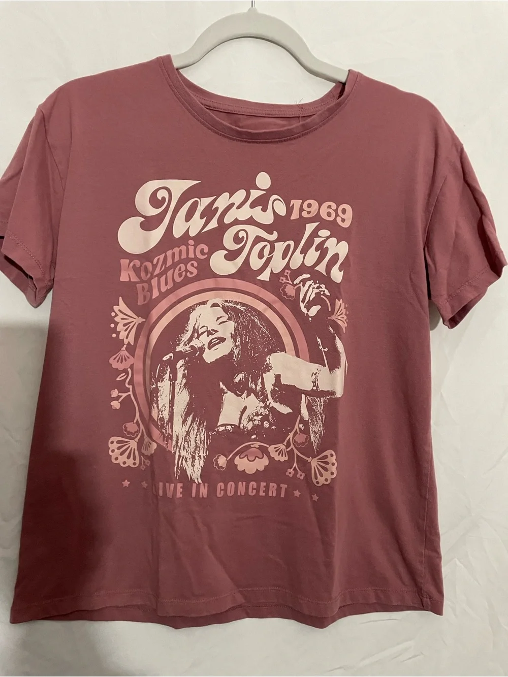 Janis Joplin 1969 Graphic Tee - Dusty Rose with Cream Print - Picture 1 of 3